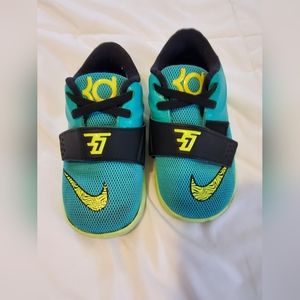 KD7 Nike Sneakers  Toddler size 6